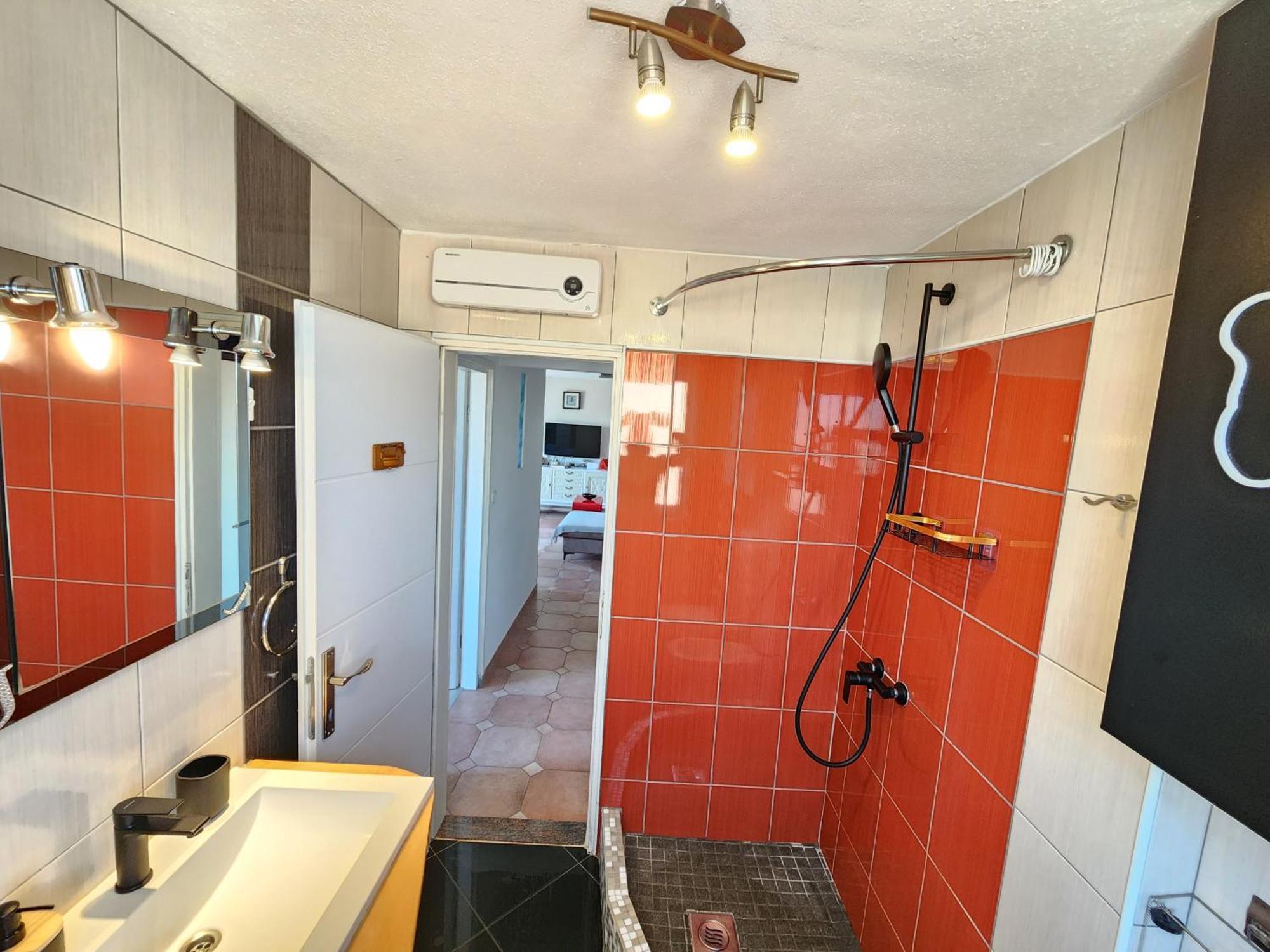 Apartman Lucija 2 로비니 외부 사진