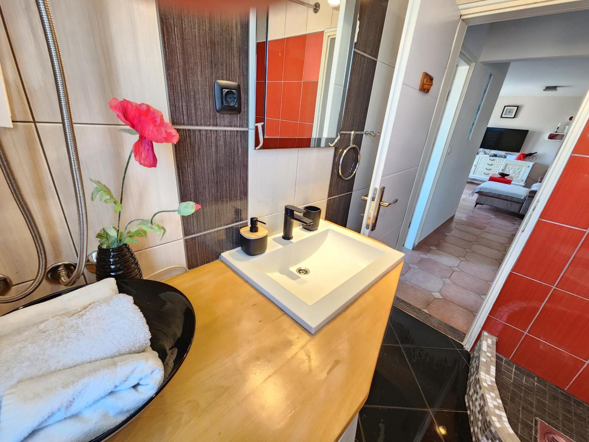 Apartman Lucija 2 로비니 외부 사진