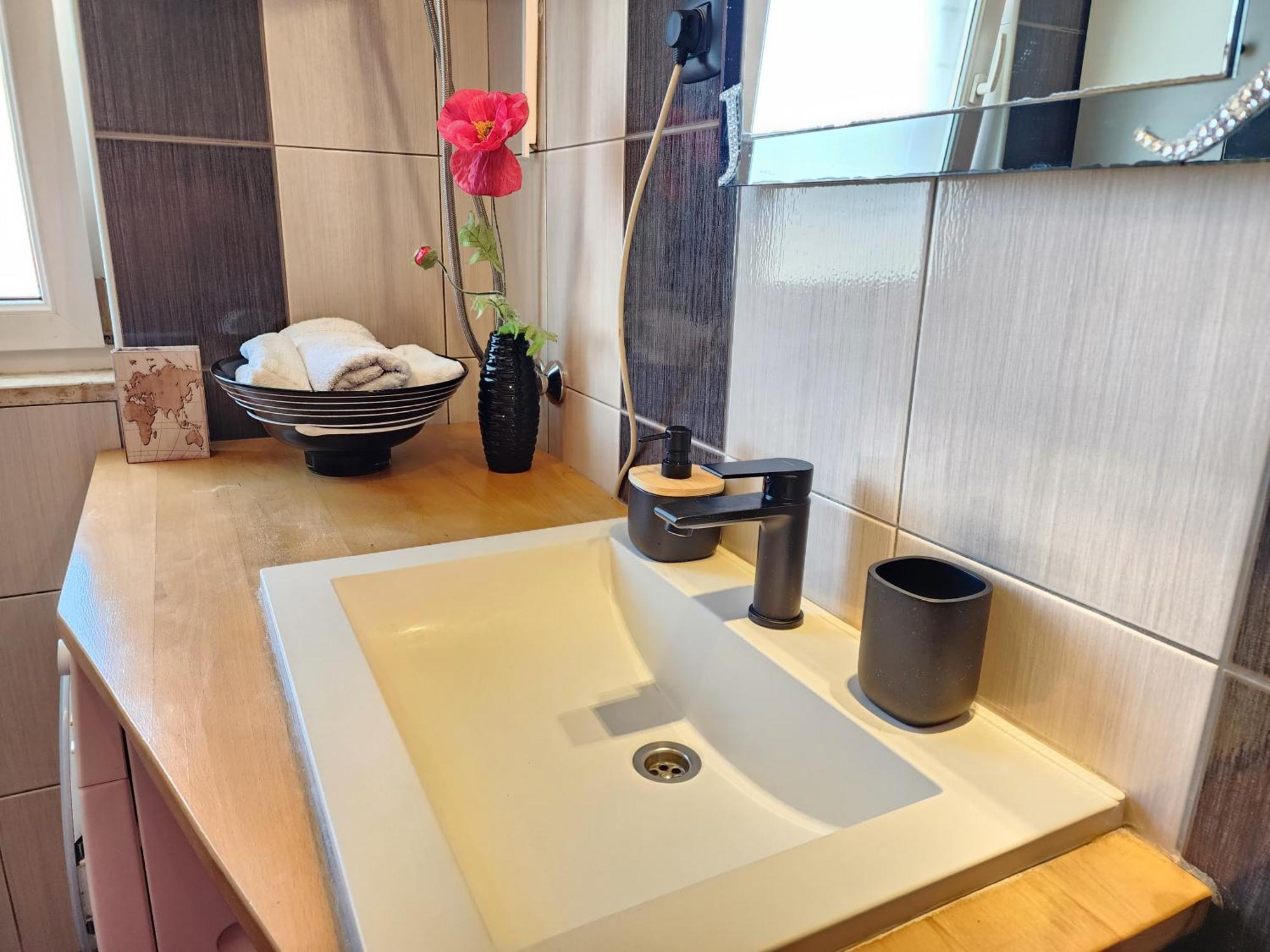 Apartman Lucija 2 로비니 외부 사진